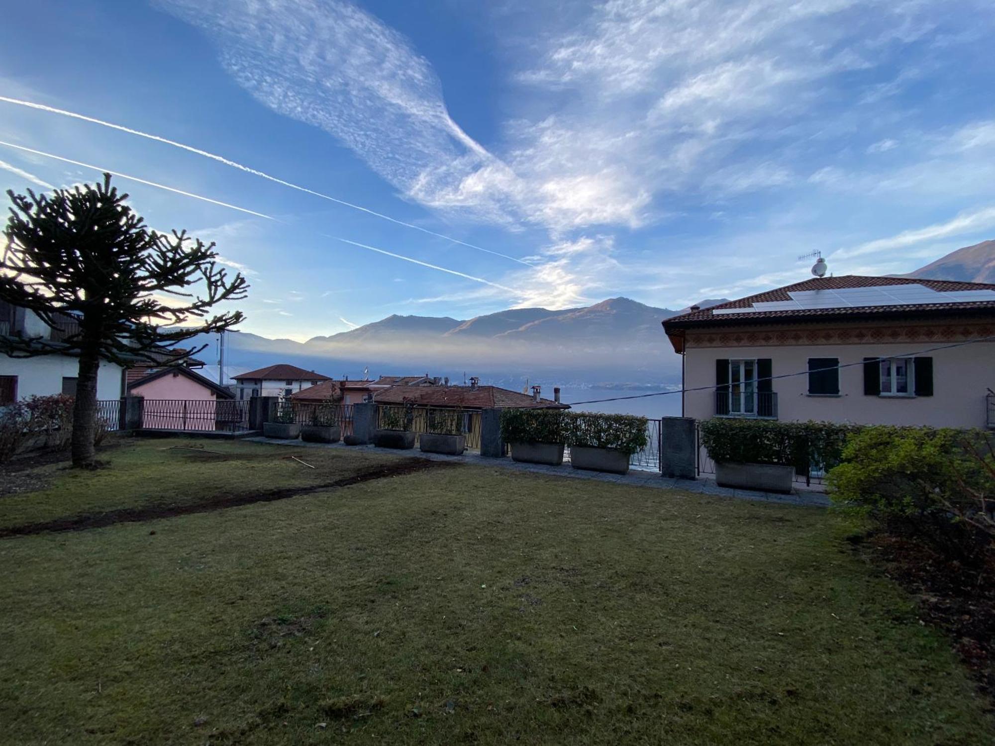 Tiziana Lake Como View Terraces Leilighet Lezzeno Eksteriør bilde